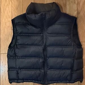 Zara black cropped puffer Quilted Vest